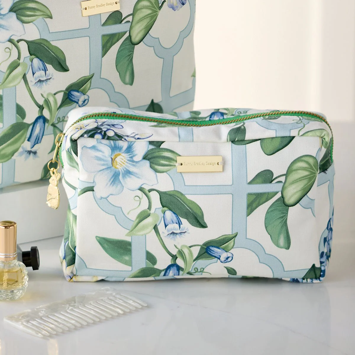 Botanical Travel Case - Small - Image 2
