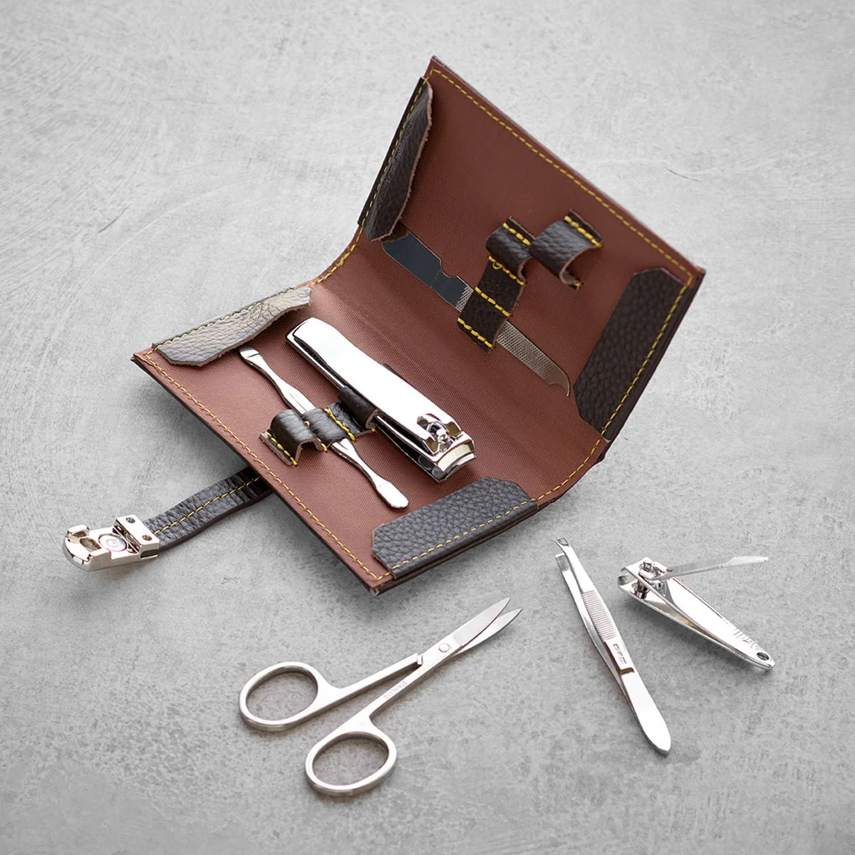 Leather Men's Manicure Set - Image 2